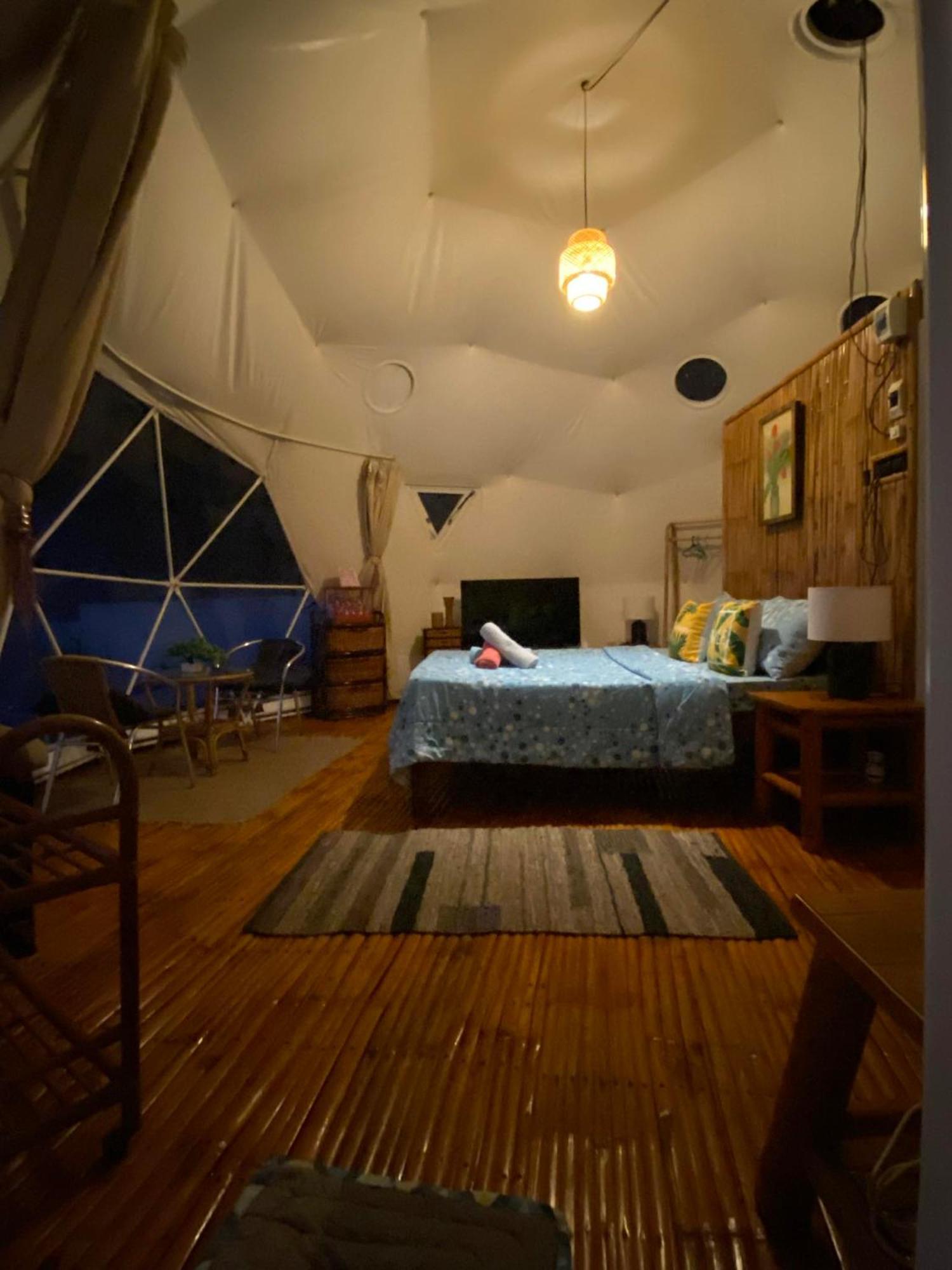 Glamping Dome Dauin Beach Resort 외부 사진